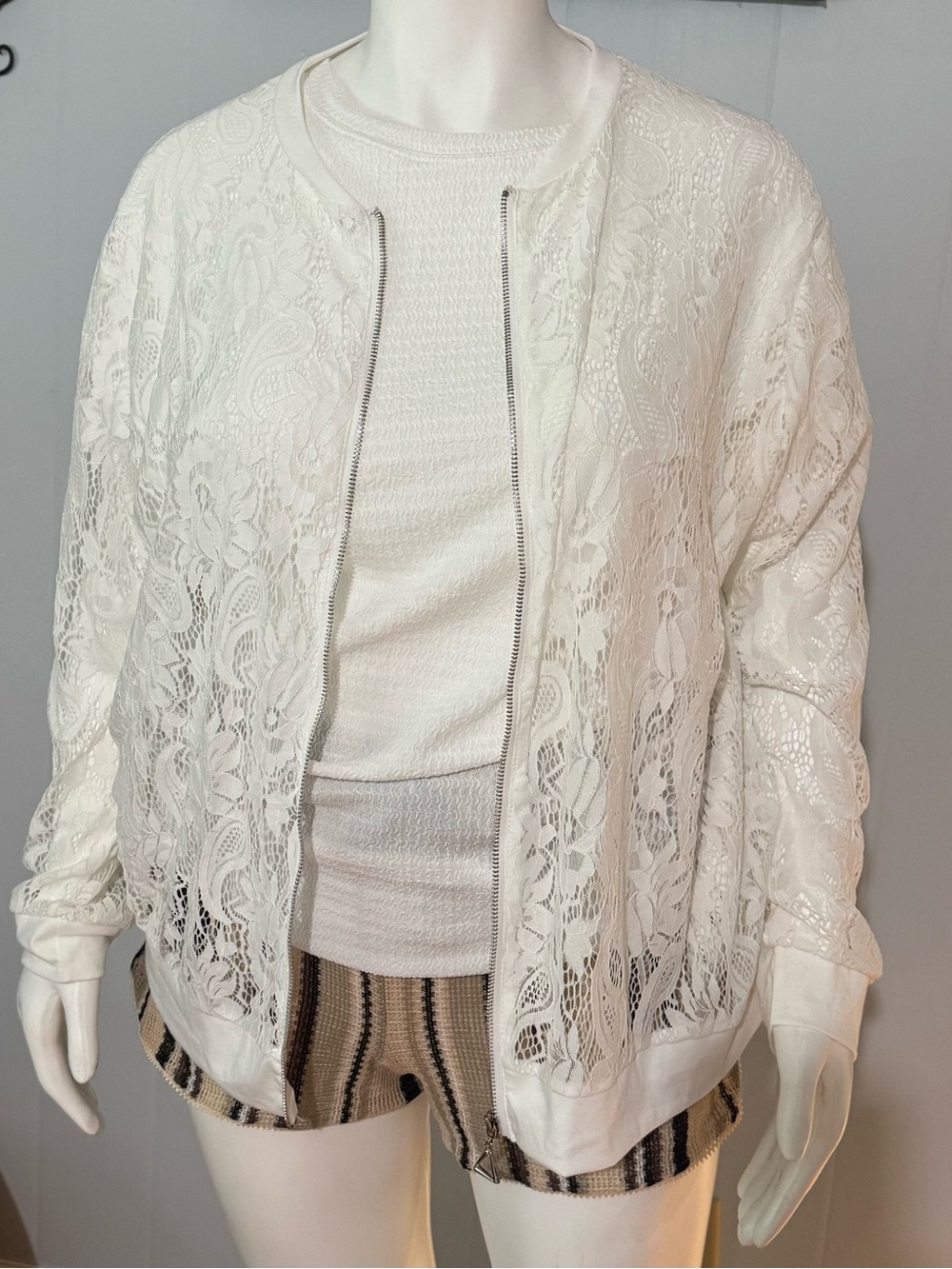 White Sheer Lace Zip Up Jacket Rebel Raven Size Large 10/12/14